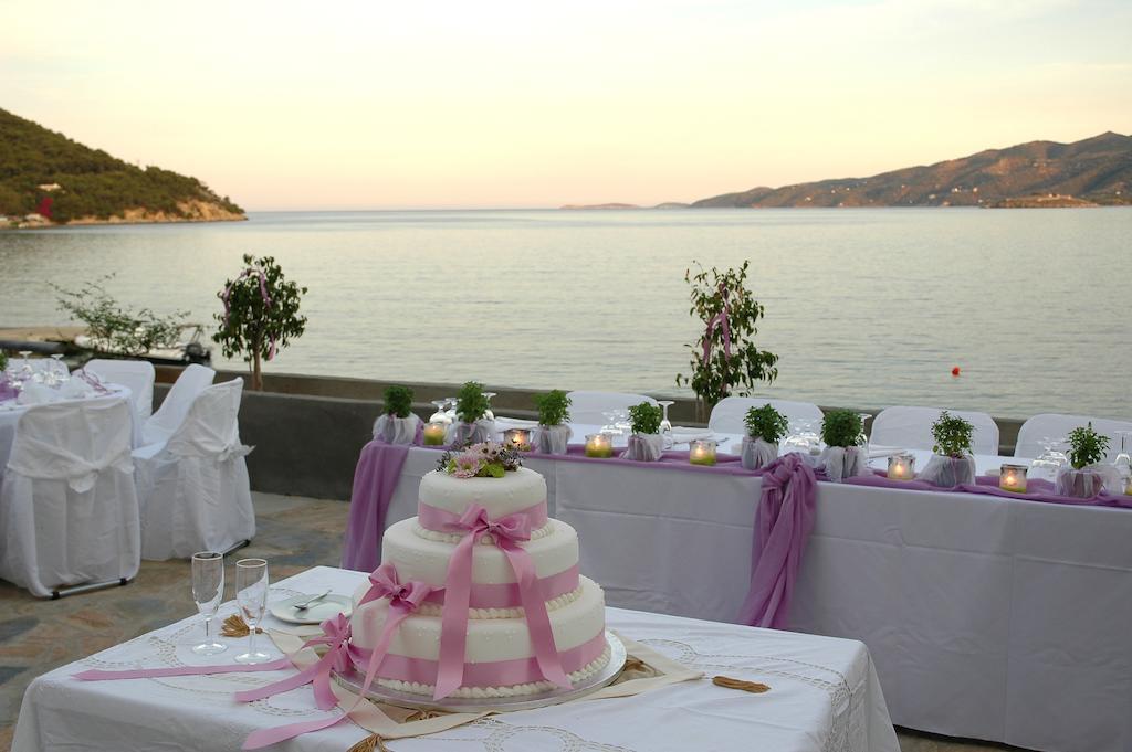 Hotel Golden View Poros Town Esterno foto